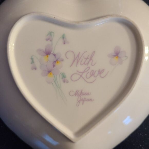 Quality Mikasa "With Love" Heart-Shaped Dish Valentine's Day Mother's Day Gift - Picture 13 of 13